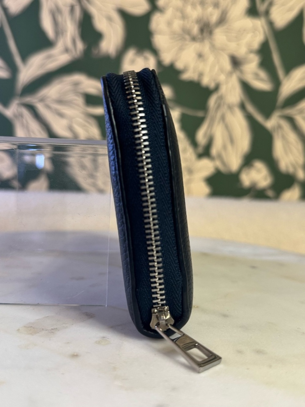 Loewe Navy Blue Leather Zip-Around Wallet EUC - Picture 4 of 14